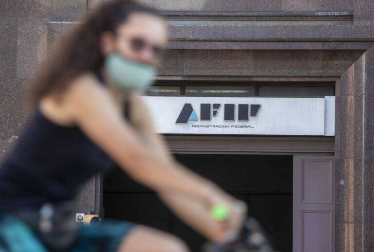 Afip empezó con el reintegro a monotribustistas