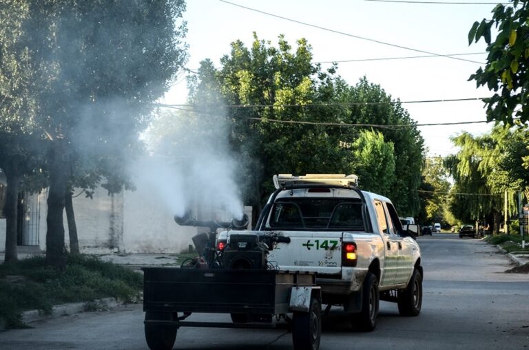 En Villa Mercedes se implementa una semana de fumigaciones en diversos barrios