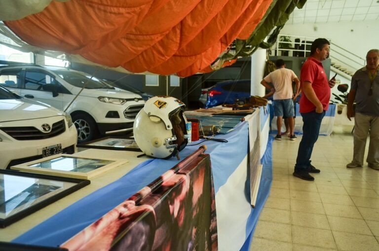 Recorrido histórico: muestra estática y experiencias interactivas en homenaje a Malvinas