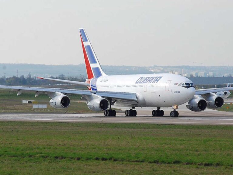Cubana de Aviación suspendió vuelos a Argentina