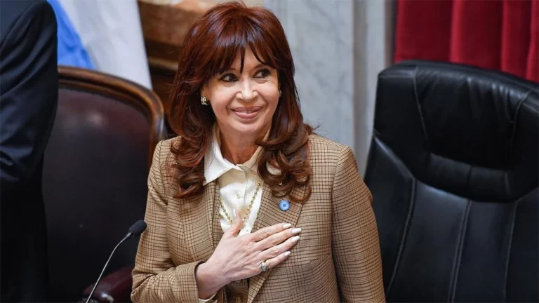 Cristina reapareció para criticar el modelo económico de Milei
