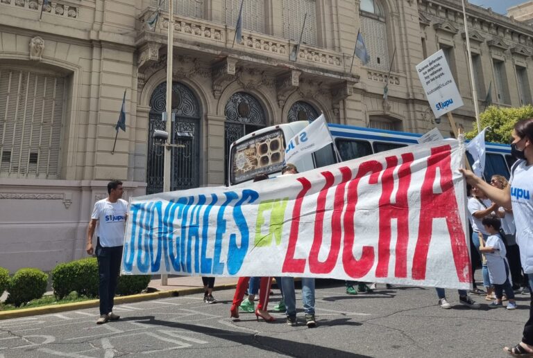 judiciales empiezan la tercer semana de lucha