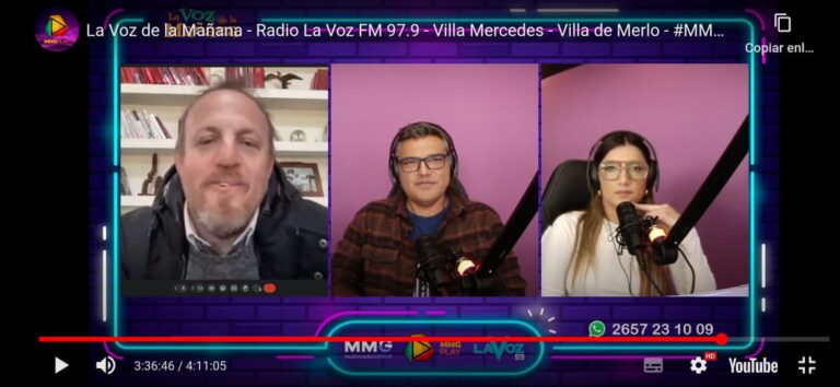 Ingenio en el aula,un profesor corrige a sus añumos con los números de las camisetas de la scaloneta