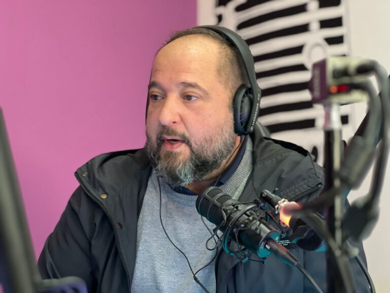 Media Sanción para el desbloqueo opcional de título a profesionales de la carrera sanitaria