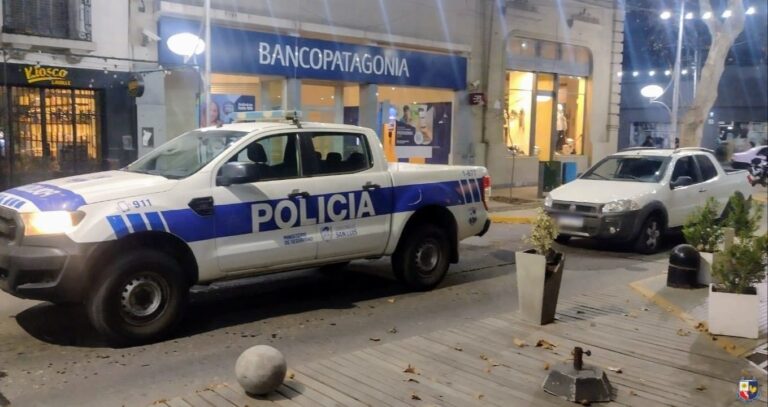 Mal ejemplo: Policías ebrios provocan dos accidentes uno en Villa Mercedes y otro en San Luis