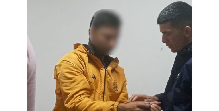 Luis Videla mientras apuñalaba a su hermano: “¡Te tenés que morir!”