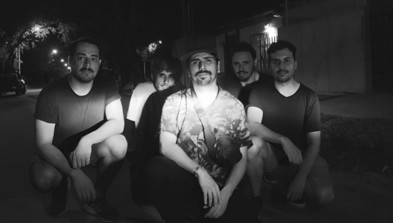 Una noche épica en Portal 271: Cóctel, Surfeando el Tambor y DJ Beer G juntos en escena