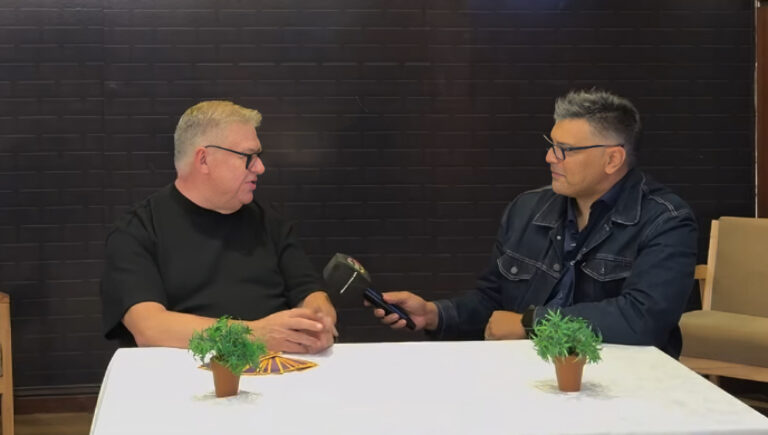 Video: El reconocido vidente Luján revela los secretos del Tarot y su don sobrenatural