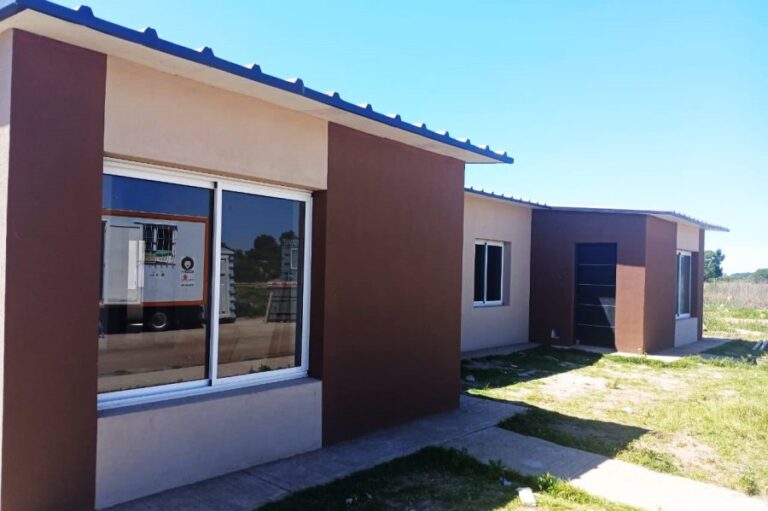 Viviendas sociales: Acusan a la empresa constructora de despedir a obreros por exigir mejores condiciones