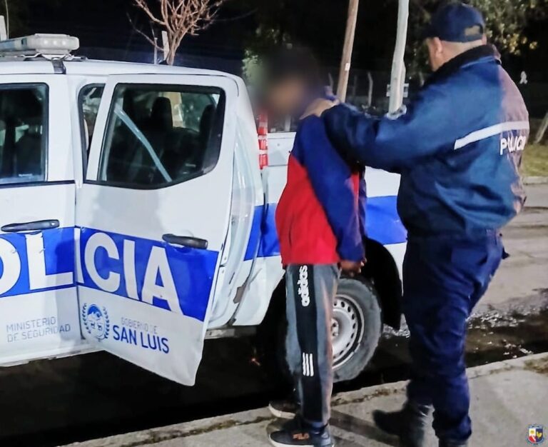 Villa Mercedes: detienen a un hombre armado tras amenazar a la Policía