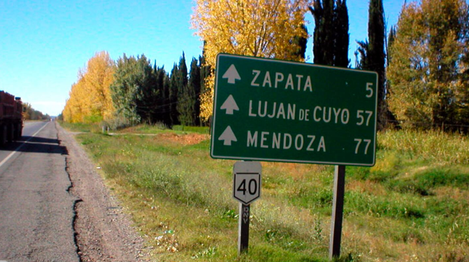 Un hombre amenazó con degollar a su familia y prender fuego su casa en Luján de Cuyo