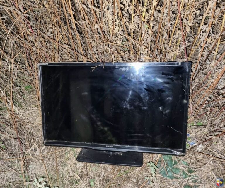 Villa Mercedes: la Policía halló un televisor abandonado en la vía pública