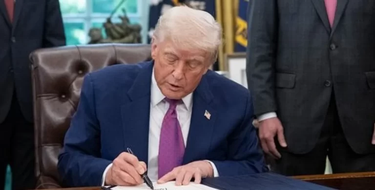 Donald Trump anuncia un inesperado alto el fuego entre Israel e Irán