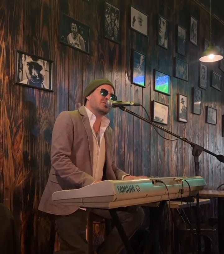 Darío Villegas anticipa el feriado con un show acústico de Rock Nacional