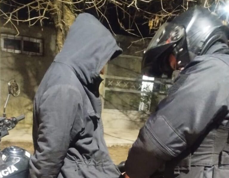 Villa Mercedes: Intentó ingresar a una casa y fue demorado por la policía