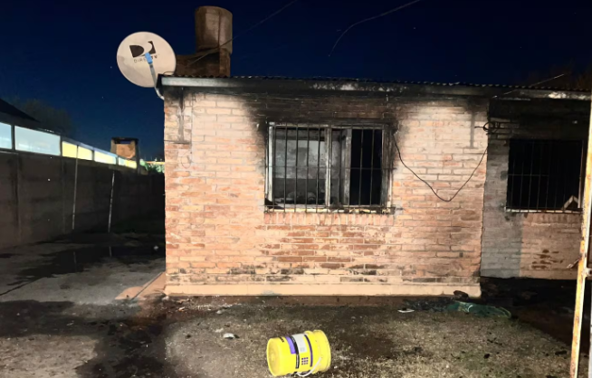 Dolor en Junín: Tres nenes murieron tras un feroz incendio