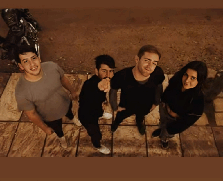 “Multitud” se presenta en Stone Bar con todo el poder del rock nacional