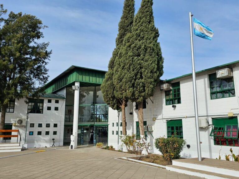 Intento de suicidio en el Servicio Penitenciario: un reo lucha por su vida en San Luis