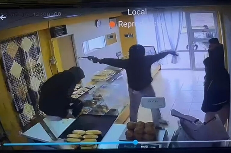 Liberan al joven que asaltó a tiros una panadería en Villa Mercedes