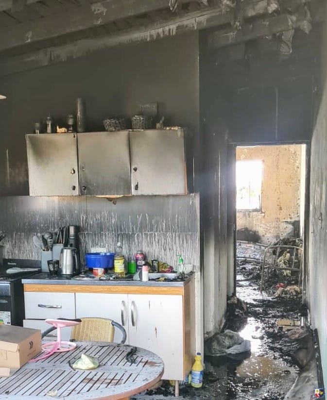 San Luis: vecinos salvaron a una niña de 11 años de un incendio