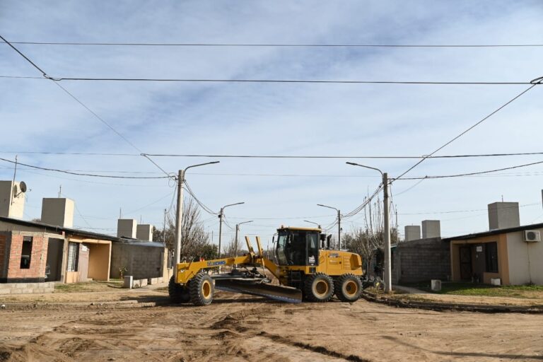 Avanzan las obras de pavimentación en 70 cuadras de Villa Mercedes