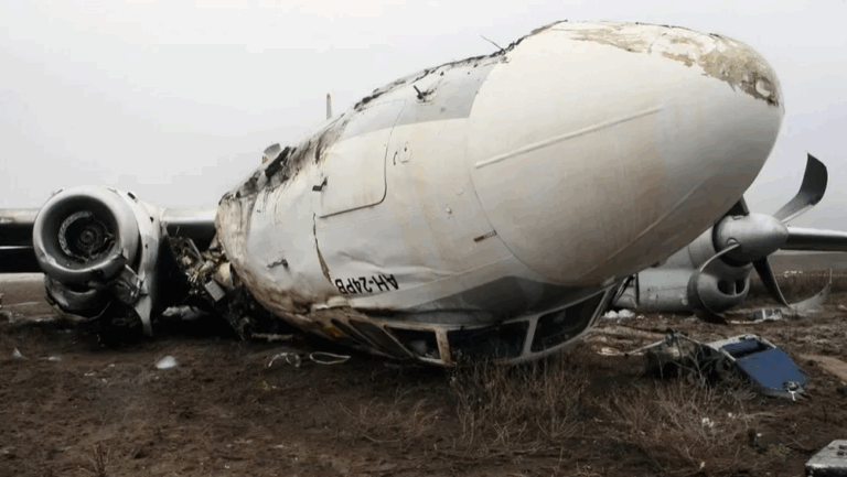 Tragedia aérea en Rusia: hallan sin vida a los 49 ocupantes del vuelo An-24