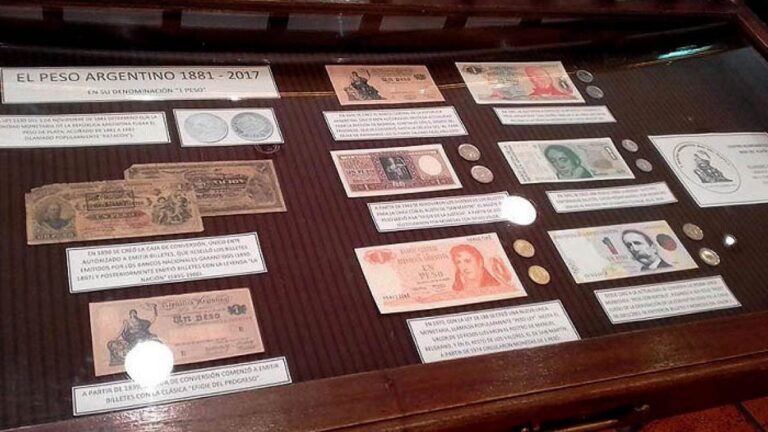 Villa Mercedes: muestra de monedas, billetes y estampillas para todo público