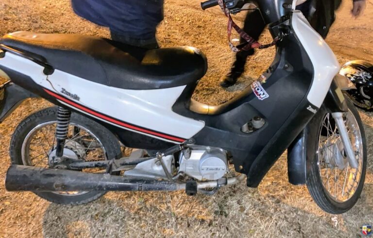 Villa Mercedes: demoraron a dos adolescentes por realizar maniobras peligrosas en moto