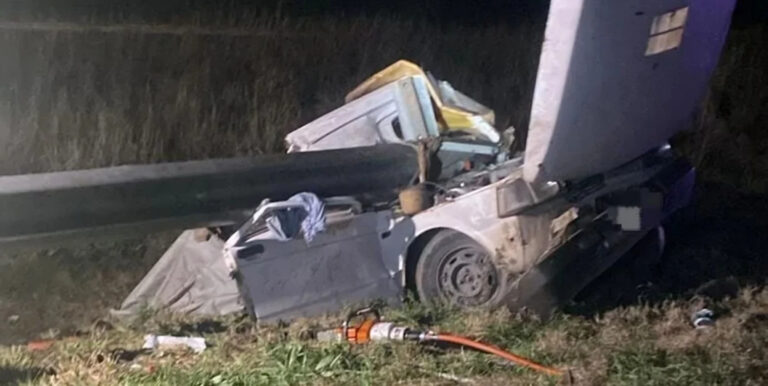Tragedia en Córdoba: Tres niños y un adulto fallecieron tras impacto en la ruta