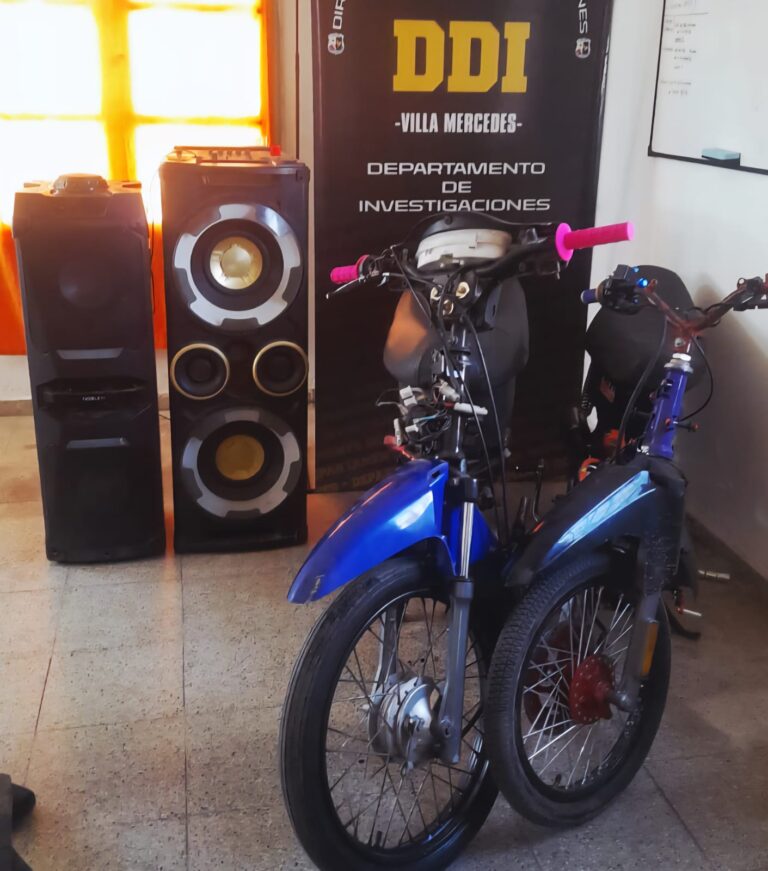 Allanamiento en Villa Mercedes: secuestran motos desarmadas y equipos de audio