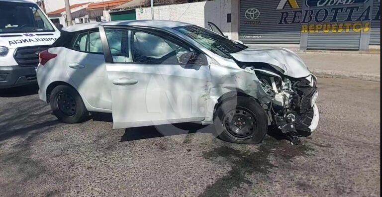 Villa Mercedes: un conductor se descompensó y chocó autos estacionados