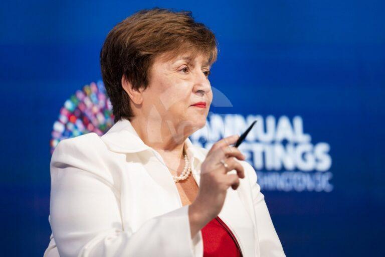 El FMI recorta su previsión de crecimiento y eleva la inflación en Argentina